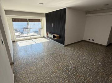 Departamento de 4 ambientes, Villa del Parque · Alvarez Jonte 2900 - Depto 4 Ambientes Mas Dependencia Cocina Comedor Diario Balcon