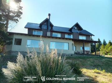 Casa · 200m² · 6 Ambientes · 1 Cochera · Alquiler Permanente - Dina Huapi, Casa de 200 m² con Acceso a Costa de Lago, 6ambientes, 700 m² Terreno