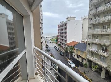 Departamento · 45m² · 2 Ambientes · Semi Piso con Vista Al Mar - La Perla