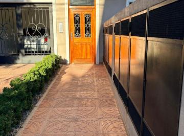 Departamento de 1 ambiente, Tres de Febrero · Amplio Monoambiente en Alquiler