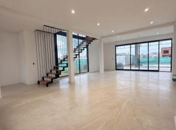 Casa de 5 ambientes, Pilar · Casa en Venta a Estrenar con 3 Dorm. en Pilar