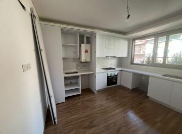 Departamento · 110m² · 4 Ambientes · Departamento - Flores Norte