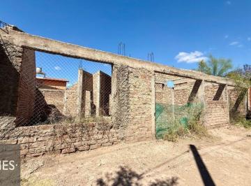 Terreno , Dorrego · Terreno / Lote en Venta de 262 m² Ubicado en Dorrego