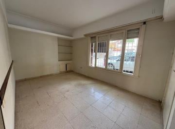 PH · 67m² · 2 Ambientes · PH a La Calle en Venta 2 Ambientes con Dependencia Macrocentro