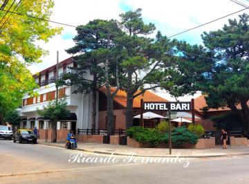 Hotel · 1685m² · 46 Ambientes · 6 Cocheras · Magnífico Tradicional Hotel Céntrico en Mar de Ajó