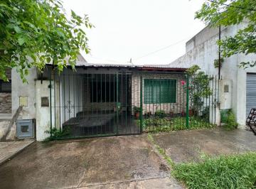 Casa de 3 ambientes, La Plata · Casa en Venta en 141 Entre 45 y 46
