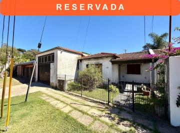 Casa · 260m² · 5 Ambientes · 2 Cocheras · Casa 5 Ambientes en Ciudad Evita - Barrio Alas