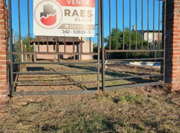 Terreno · 44m² · Terreno de 400 m² con Quincho y Pileta en Sauce Viejo