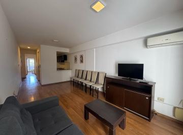 Departamento · 62m² · 3 Ambientes · 1 Cochera · Departamento de un Dormitorio con Cochera en Barrio Abasto Doble Balcón Al Frente