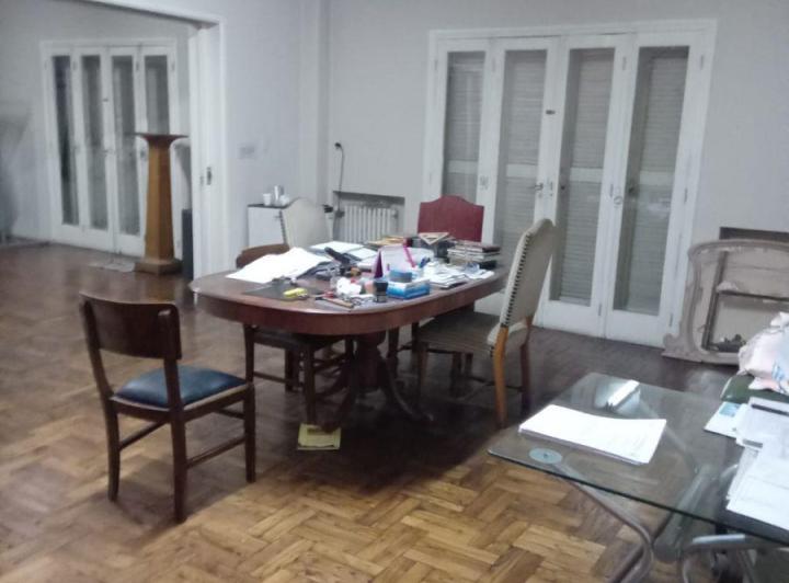 Casa · 450m² · 7 Ambientes · 1 Cochera