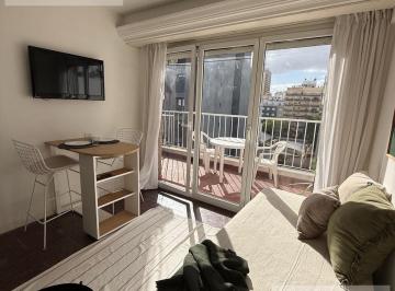 Departamento · 22m² · 1 Ambiente · Departamento - Plaza Colon