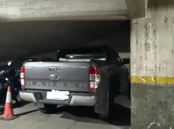 Garage · Cochera Cubierta