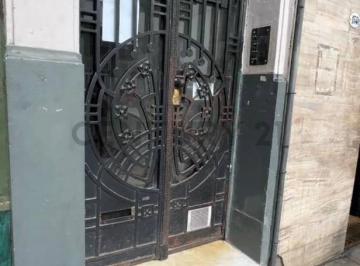 Departamento · 80m² · 3 Ambientes · Oportunidad Única: 3 Ambientes a Reciclar