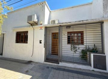 Casa · 92m² · 3 Ambientes · Casa en Tolosa