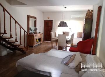 PH · 169m² · 4 Ambientes · 2 Cocheras · Venta Casa Tipo Duplex 2 Cocheras con Jardin en Saavedra