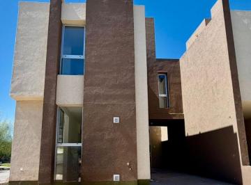 Casa de 4 ambientes, Córdoba · Vendo Duplex Esquina de 2 Dorm en Docta