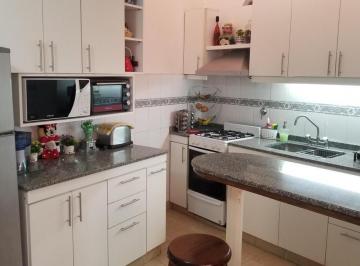 PH · 80m² · 3 Ambientes · Excelete PH - Terraza - Parrilla y Patio!