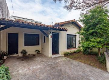 Casa · 110m² · 3 Ambientes · 1 Cochera · Casa de 3 Ambientes en Venta en La Lucila