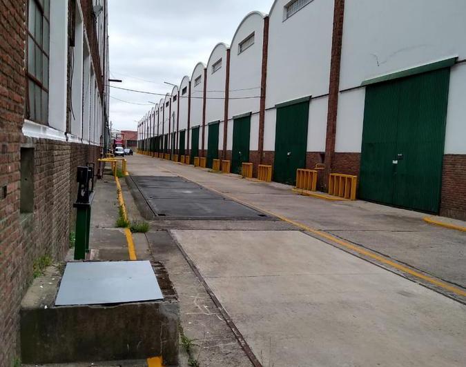 Bodega-Galpón · 700m²