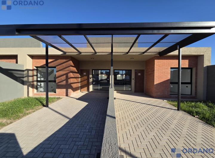 Casa · 95m² · 3 Ambientes · 1 Cochera