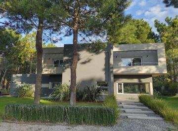 Casa de 7 ambientes, Pinamar · Vendo Casa en La Herradura Pinamar