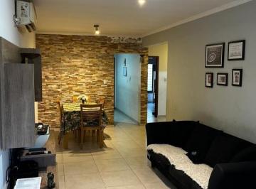 Casa · 70m² · 3 Ambientes · 1 Cochera · Duplex en Venta Miradores de Manantiales 1dentro del Anillos de La Circunvalac