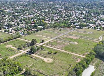 Terreno · 300m² · Ram Oportunidad! Lote en Venta en Barrio Las Lomadas, Matheu