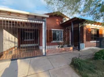 Casa de 6 ambientes, Luján de Cuyo · Venta Casa B°natania 45 - Lujan de Cuyo