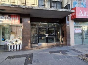Departamento de 3 ambientes, Flores · 3 Amb. con Dependencia - Flores