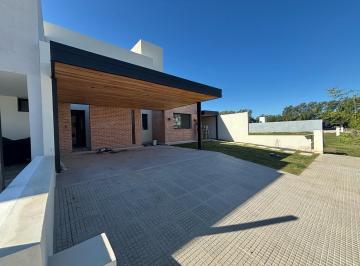 Casa · 360m² · 10 Ambientes · 2 Cocheras · Casa en Venta Campo Chico Terreno 360 m²