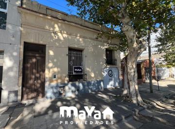 Local comercial · 224m² · 4 Ambientes · 1 Cochera · Local en Venta - Campana