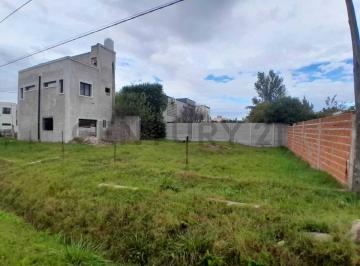 Casa · 90m² · 3 Ambientes · Casa en Venta de 2 Dorm. en Villa Elisa