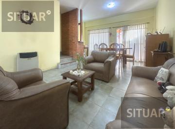 Departamento · 105m² · 3 Ambientes · 1 Cochera · Duplex 3 Ambientes con Patio y Garage en Venta en Valentin Alsina