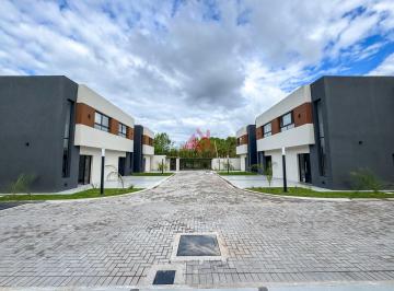 Casa · 126m² · 4 Ambientes · 1 Cochera · Casa Dúplex en Venta en La Madrugada II, Pilar, G. B. a. Zona Norte