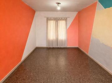 Casa de 6 ambientes, Gobernador Benegas · Venta - Dúplex/casa - Godoy Cruz/trapiche (Reciclar)