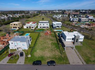 Terreno · 800m² · Terreno Lote en Venta en Chateau Pilar, Pilar, G. B. a. Zona Norte