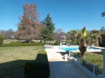 Casa de 10 ambientes, Berazategui · Abril Club de Campo Excelente Casona de Estilo Frances Al Golf