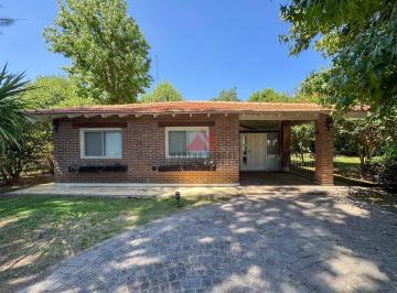 Casa · 120m² · 4 Ambientes · 4 Cocheras · Casa en Venta en Larena Country Club, Pilar, G. B. a. Zona Norte
