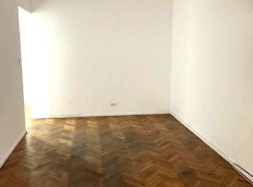 Departamento de 3 ambientes, San Telmo · 3 Ambientes Apto Profesional con Dos Patios en Venta Barrio San Telmo