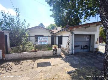 Casa de 4 ambientes, Esteban Echeverría · Casa de Dos Dorm. a La Venta