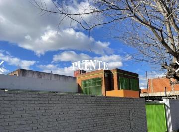 Bodega-Galpón · 624m² · 10 Ambientes · 10 Cocheras · Galpón en Lomas de Zamora Oeste