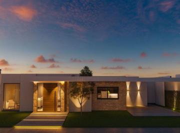 Casa de 9 ambientes, Carrodilla · Casa en Venta, Luján de Cuyo