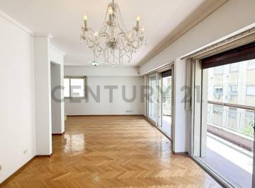 Departamento · 140m² · 5 Ambientes · 1 Cochera · Oportunidad Venta 5 Ambientes C/dependencia y Cochera