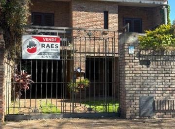 Casa de 8 ambientes, Ciudad de Santa Fe · Gran Casa en Barrio Guadalupe - Apta a Credito