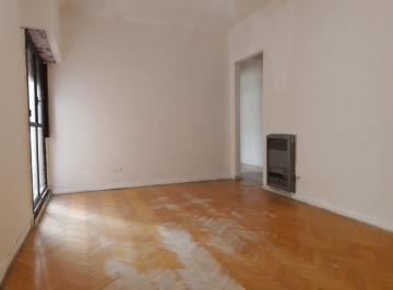 Departamento · 36m² · 2 Ambientes · Departamento 2 Amb. en Venta - a Refaccionar/ Reciclar