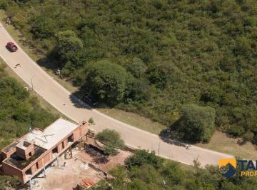 Terreno · 1232m² · La Deseada - Terreno en La Mejor Manzana!