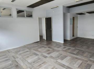 Oficina comercial · 55m² · 2 Ambientes · 1 Cochera · Venta de Oficina de 55 m² en Polo I