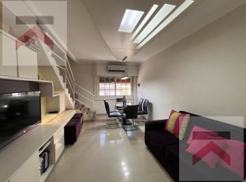 Estar · Impecable 3 Ambientes con Toilete y Patio.