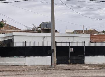 Casa en Venta de 5 ambientes Del Trabajo · Inversión a Recuperar en 8 Años. 2 Casas y un Monoambiente
