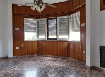 Casa de 4 ambientes, Lomas de Zamora · Acepta Perrito Casa en PH 1º Piso 4 Amb C/ Patio Cubierto Sin Expensas